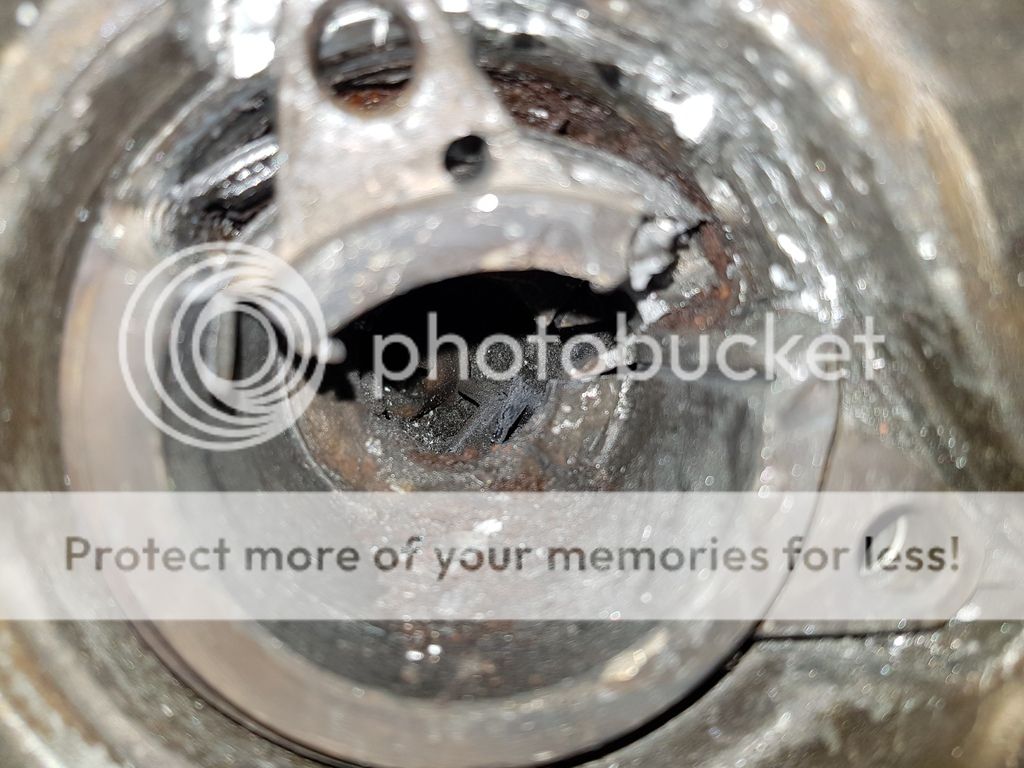 Water pump Seized in to the block 2.5 AXD 2006 VW T4 Forum VW T5 Forum